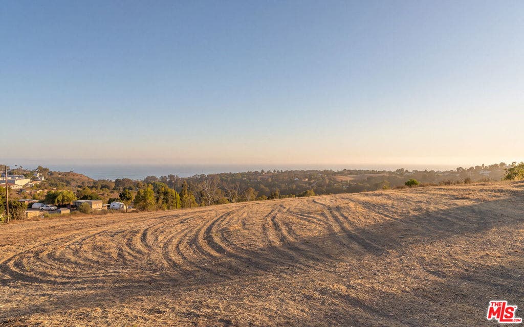 29057 Pacific Coast Highway Highway, Malibu, CA 90265 29057 Pacific Coast Highway Highway, Malibu, CA 90265