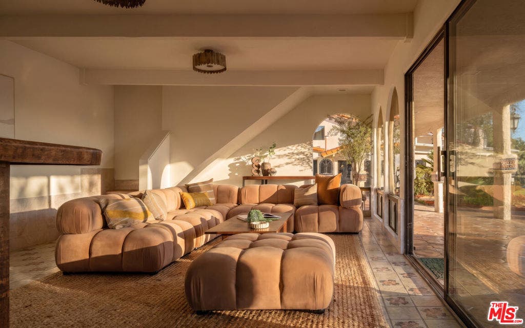 29057 Pacific Coast Highway Highway, Malibu, CA 90265 29057 Pacific Coast Highway Highway, Malibu, CA 90265