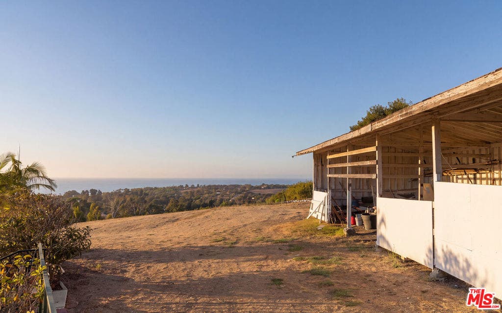 29057 Pacific Coast Highway Highway, Malibu, CA 90265 29057 Pacific Coast Highway Highway, Malibu, CA 90265