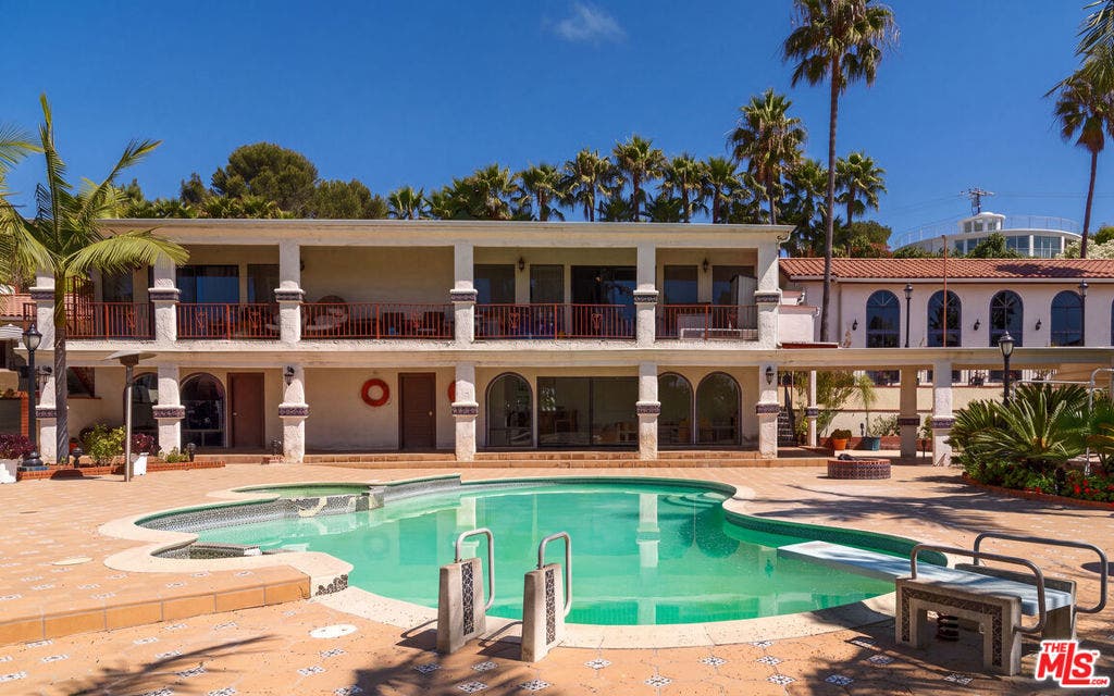 29057 Pacific Coast Highway Highway, Malibu, CA 90265 29057 Pacific Coast Highway Highway, Malibu, CA 90265