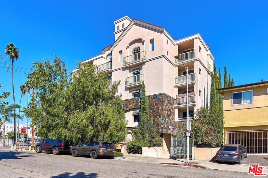 Property photo for 3140 San Marino Street, #301, Los Angeles, CA