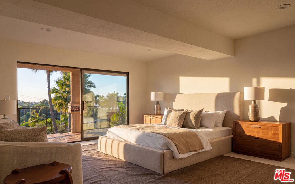 29081 Pacific Coast Highway, Malibu, CA 90265 29081 Pacific Coast Highway, Malibu, CA 90265
