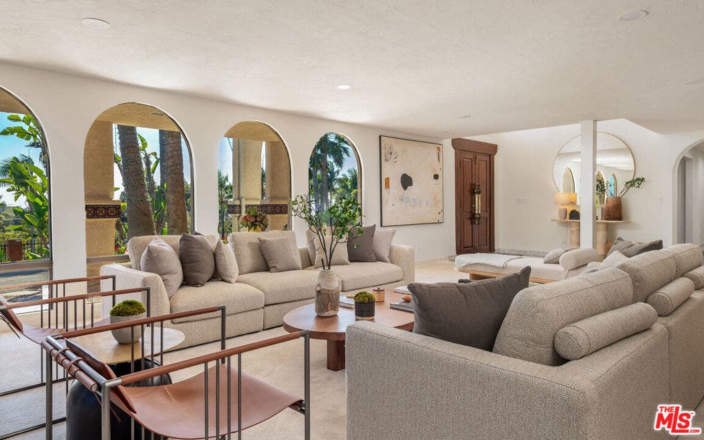 29081 Pacific Coast Highway, Malibu, CA 90265 29081 Pacific Coast Highway, Malibu, CA 90265