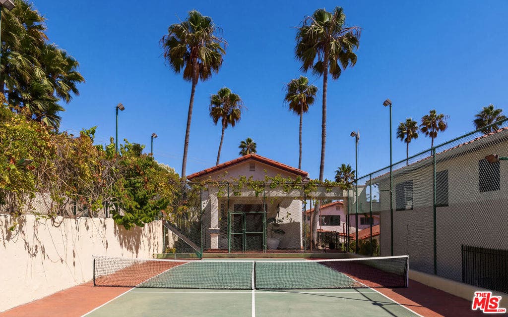 29081 Pacific Coast Highway, Malibu, CA 90265 29081 Pacific Coast Highway, Malibu, CA 90265