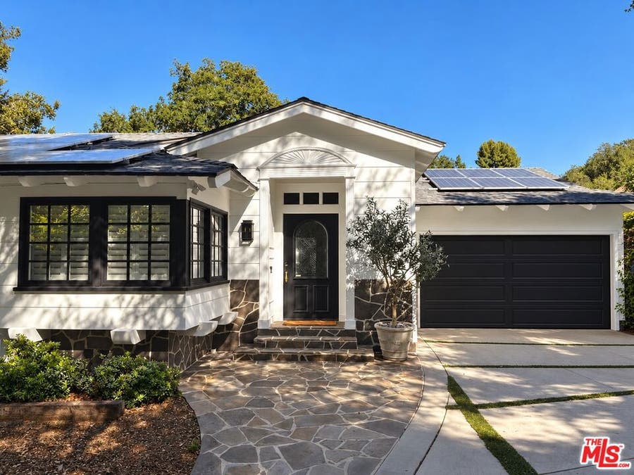 Property photo for 16822 Escalon Drive, Encino, CA