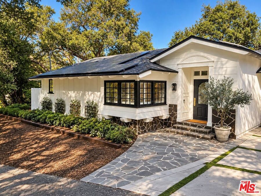 Property photo for 16822 Escalon Drive, Encino, CA