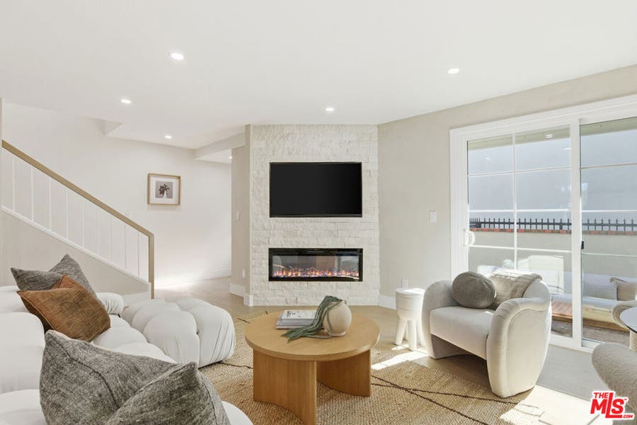 Property photo for 4738 La Villa Marina, #A, Marina Del Rey, CA