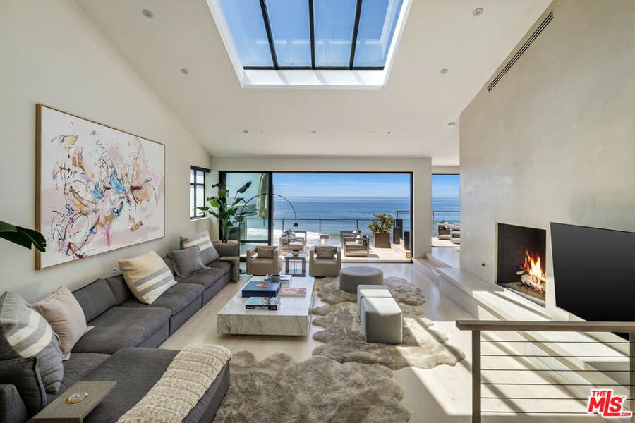 Property photo for 31504 Victoria Point Road, Malibu, CA