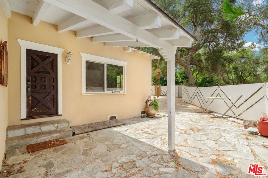 Property photo for 360 N Topanga Canyon Boulevard, Topanga, CA