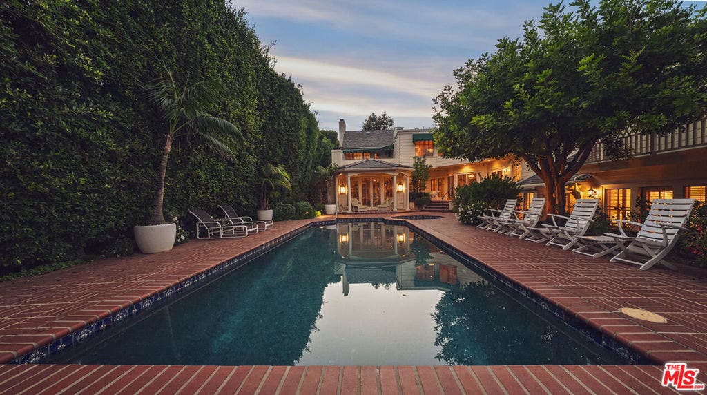 524 N Rockingham Avenue, Los Angeles, CA 90049 524 N Rockingham Avenue, Los Angeles, CA 90049