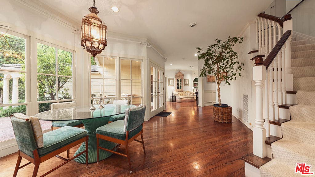 524 N Rockingham Avenue, Los Angeles, CA 90049 524 N Rockingham Avenue, Los Angeles, CA 90049