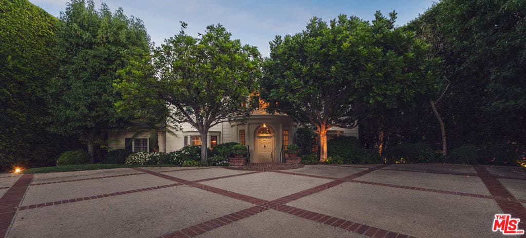524 N Rockingham Avenue, Los Angeles, CA 90049 524 N Rockingham Avenue, Los Angeles, CA 90049