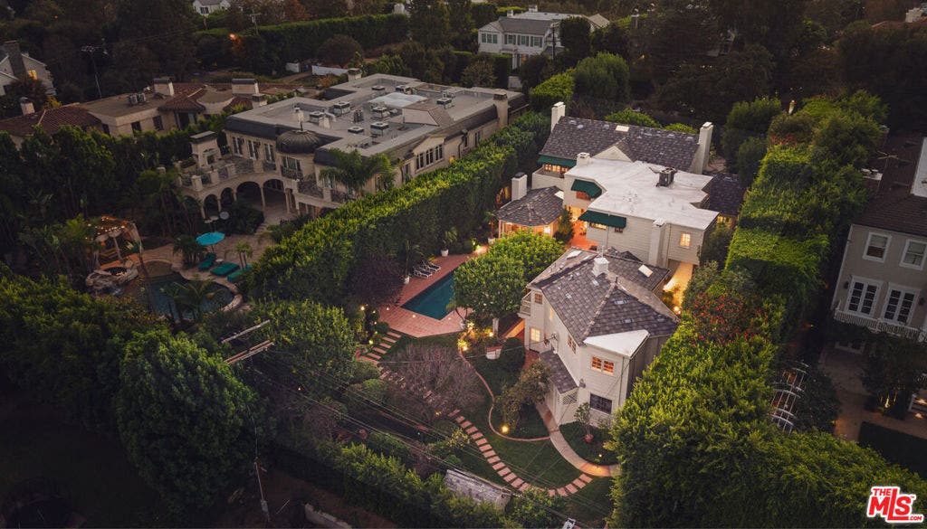 524 N Rockingham Avenue, Los Angeles, CA 90049 524 N Rockingham Avenue, Los Angeles, CA 90049