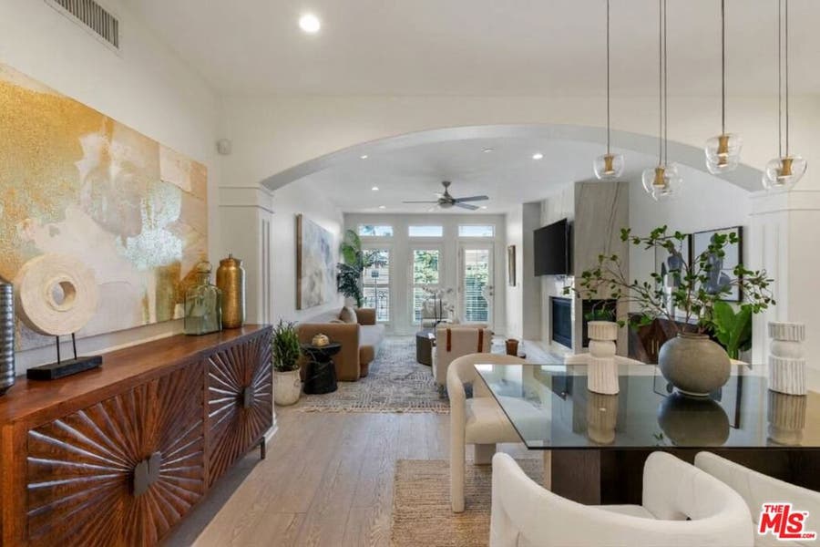 Property photo for 4711 Ambrose Avenue, #204, Los Angeles, CA