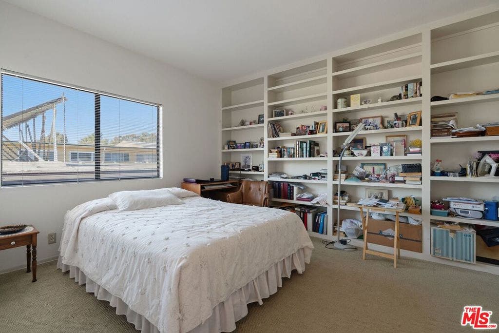 10866 Rose Avenue, #203, Los Angeles, CA 90034