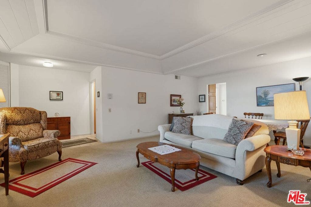 10866 Rose Avenue, #203, Los Angeles, CA 90034