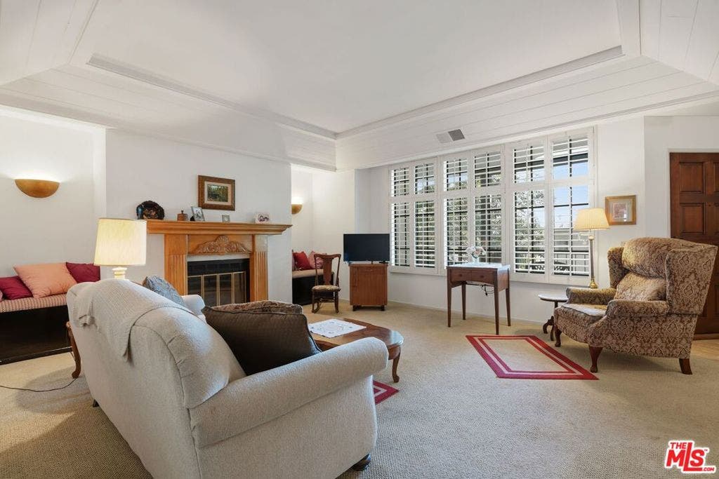 10866 Rose Avenue, #203, Los Angeles, CA 90034