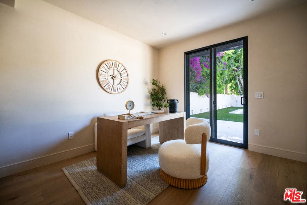 14807 Otsego Street, Sherman Oaks, CA 91403