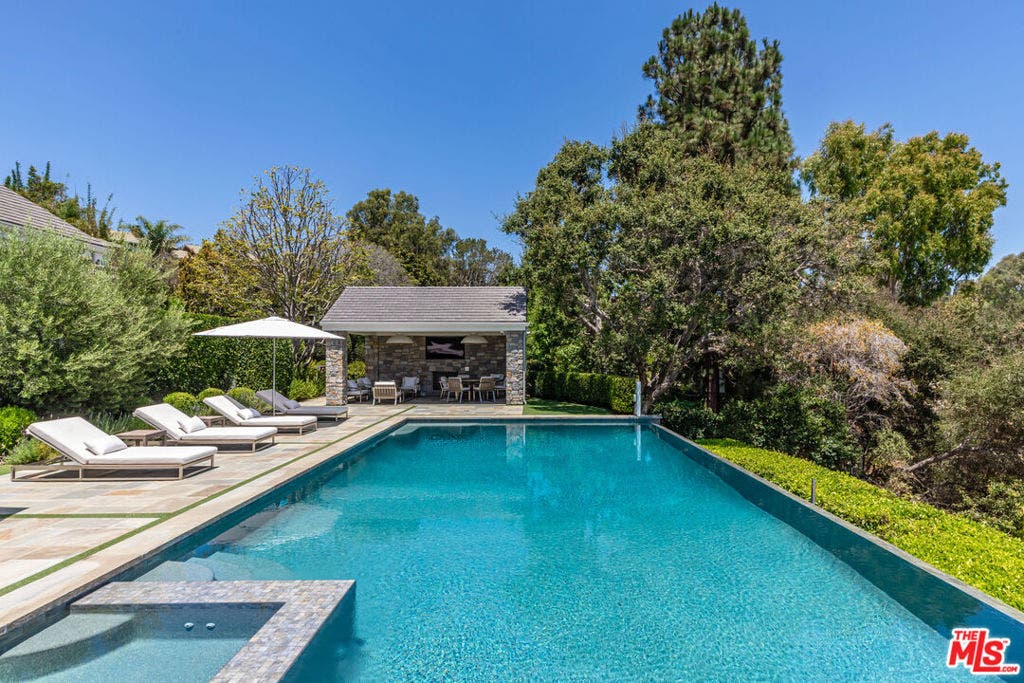 770 Napoli Drive, Pacific Palisades, CA 90272 770 Napoli Drive, Pacific Palisades, CA 90272
