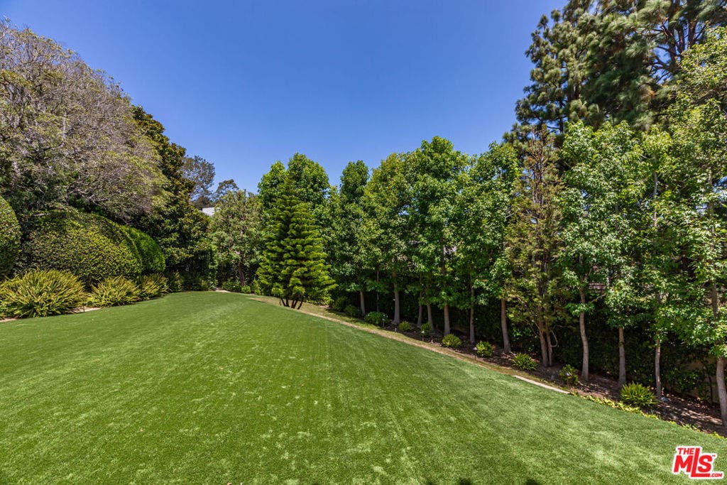 770 Napoli Drive, Pacific Palisades, CA 90272 770 Napoli Drive, Pacific Palisades, CA 90272