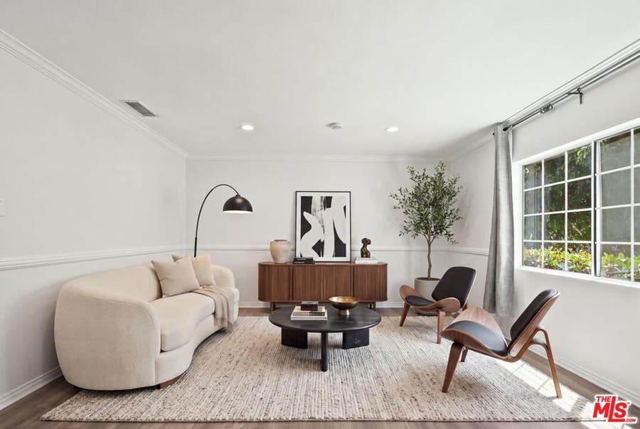 Property photo for 7048 Zelzah Avenue, Los Angeles, CA