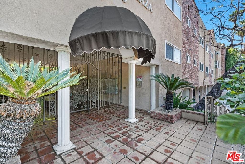 11670 W Sunset Boulevard, #109, Los Angeles, CA 90049