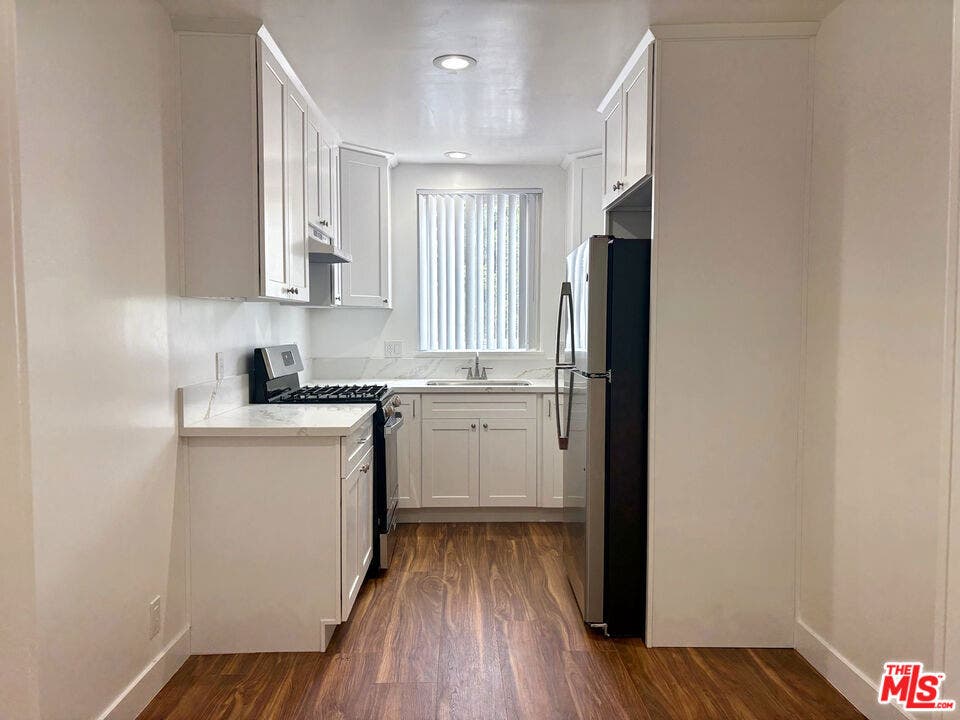 11670 W Sunset Boulevard, #109, Los Angeles, CA 90049