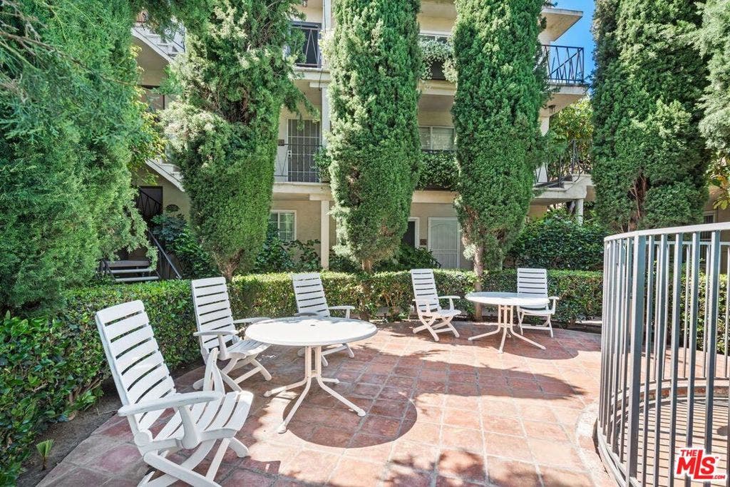11670 W Sunset Boulevard, #109, Los Angeles, CA 90049