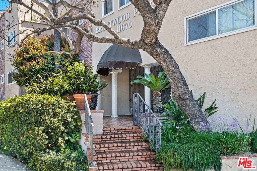 11670 W Sunset Boulevard, #109, Los Angeles, CA 90049
