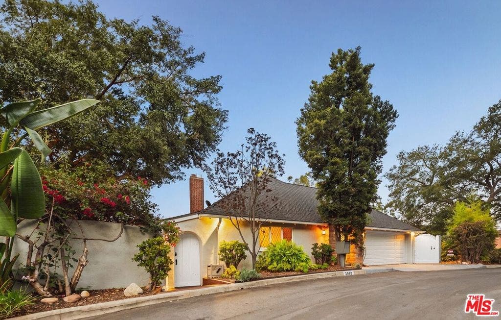 2882 Belden Drive, Los Angeles, CA 90068 2882 Belden Drive, Los Angeles, CA 90068
