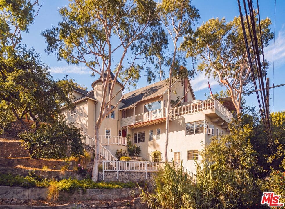 2882 Belden Drive, Los Angeles, CA 90068 2882 Belden Drive, Los Angeles, CA 90068