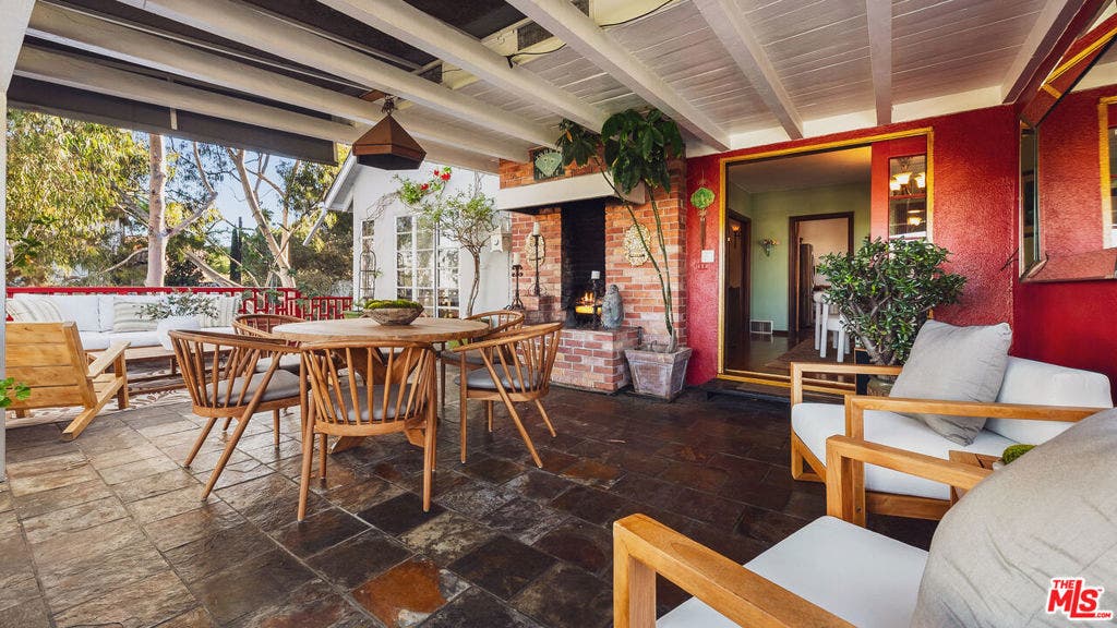 2882 Belden Drive, Los Angeles, CA 90068 2882 Belden Drive, Los Angeles, CA 90068