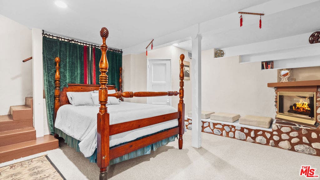 2882 Belden Drive, Los Angeles, CA 90068 2882 Belden Drive, Los Angeles, CA 90068