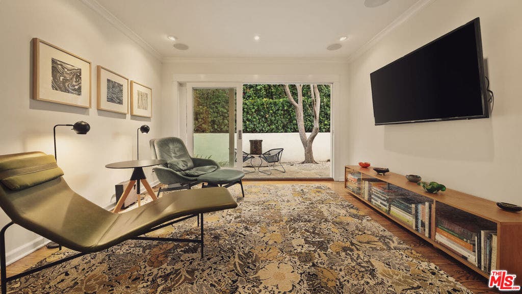 7218 La Presa Drive, Los Angeles, CA 90068 7218 La Presa Drive, Los Angeles, CA 90068