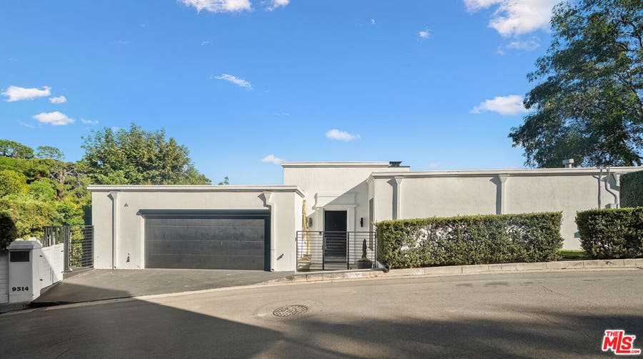 Property photo for 9314 Lloydcrest Drive, Beverly Hills, CA