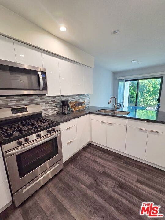 Property photo for 2651 S Hobart Blvd, #9, Los Angeles, CA