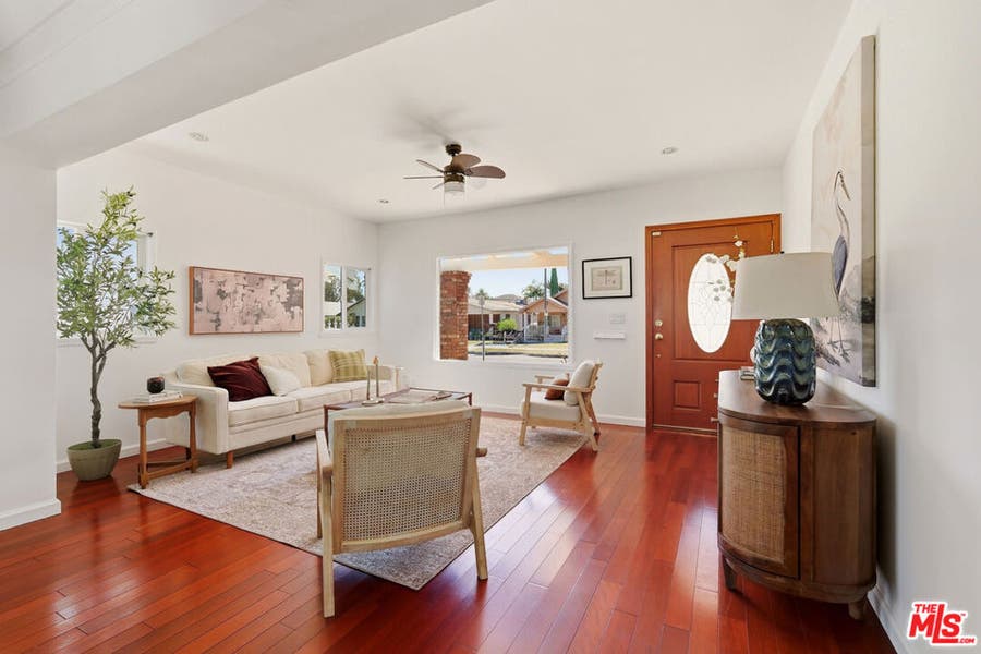 Property photo for 1825 Middleton Place, Los Angeles, CA