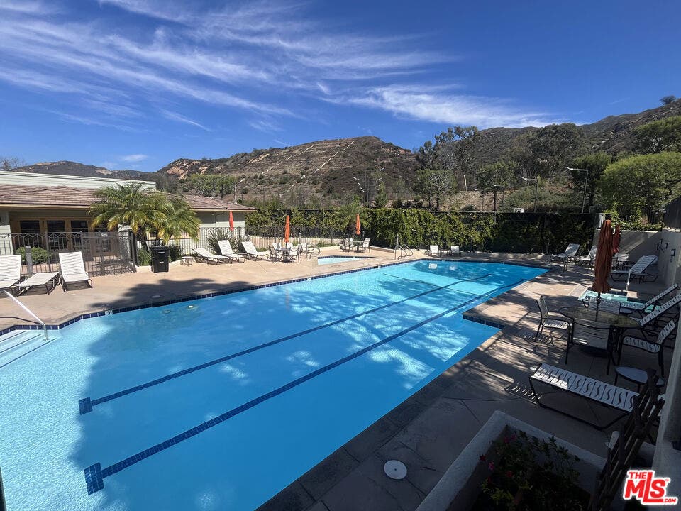 17290 Avenida De La Herradura, Pacific Palisades, CA 90272