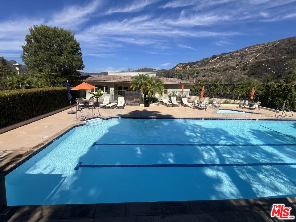 17290 Avenida De La Herradura, Pacific Palisades, CA 90272
