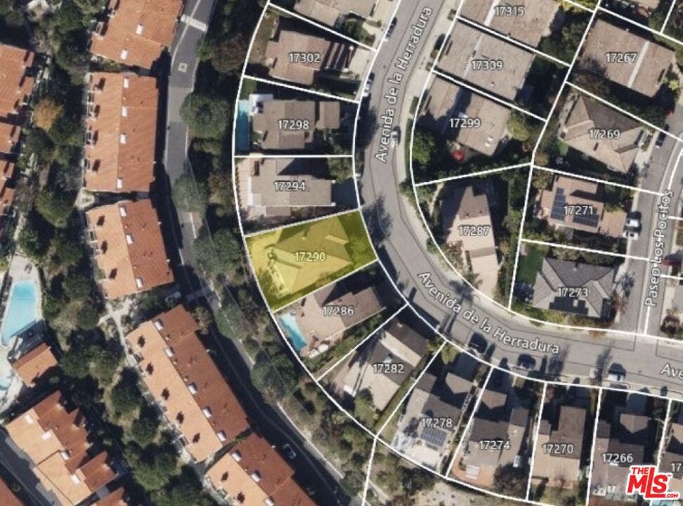 17290 Avenida De La Herradura, Pacific Palisades, CA 90272