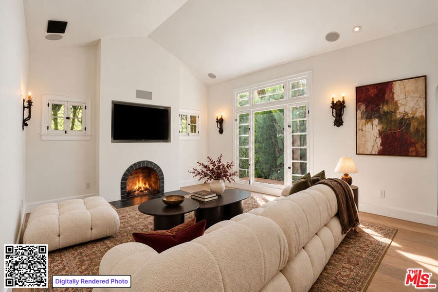 Property photo for 934 N Sweetzer Avenue, West Hollywood, CA