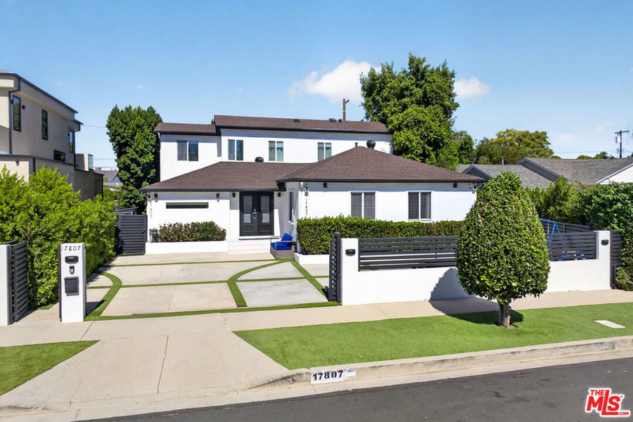 Property photo for 17807 Collins Street, Encino, CA