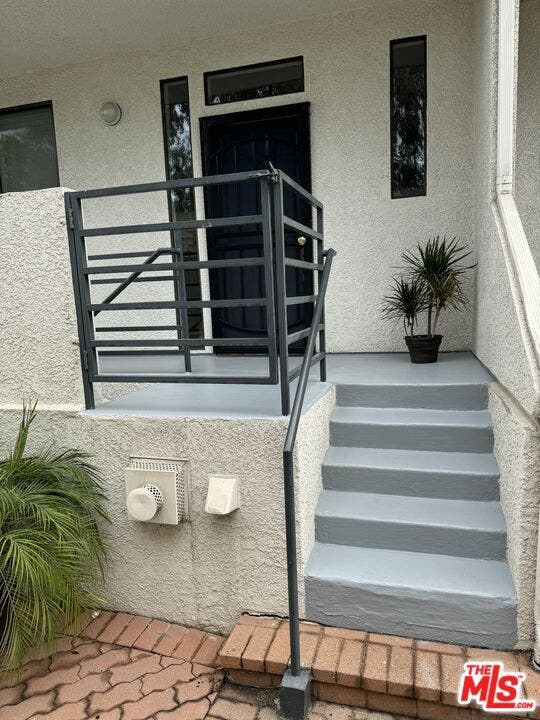 Property photo for 1749 12th Street, #B, Santa Monica, CA