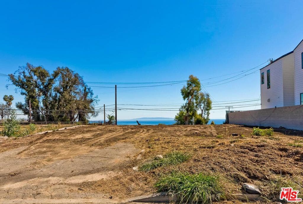 17056 Livorno Drive, Pacific Palisades, CA 90272