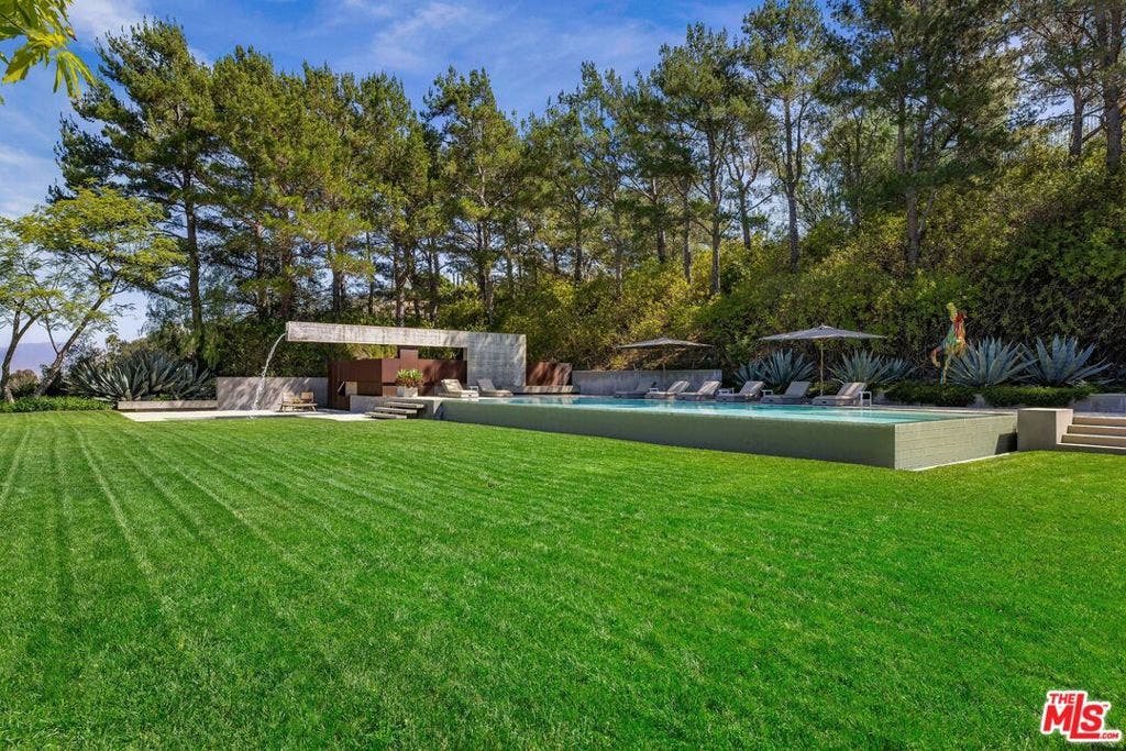 3350 Stone Ridge Lane, Los Angeles, CA 90077 3350 Stone Ridge Lane, Los Angeles, CA 90077