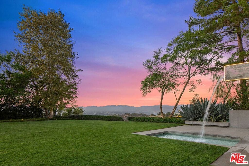 3350 Stone Ridge Lane, Los Angeles, CA 90077 3350 Stone Ridge Lane, Los Angeles, CA 90077