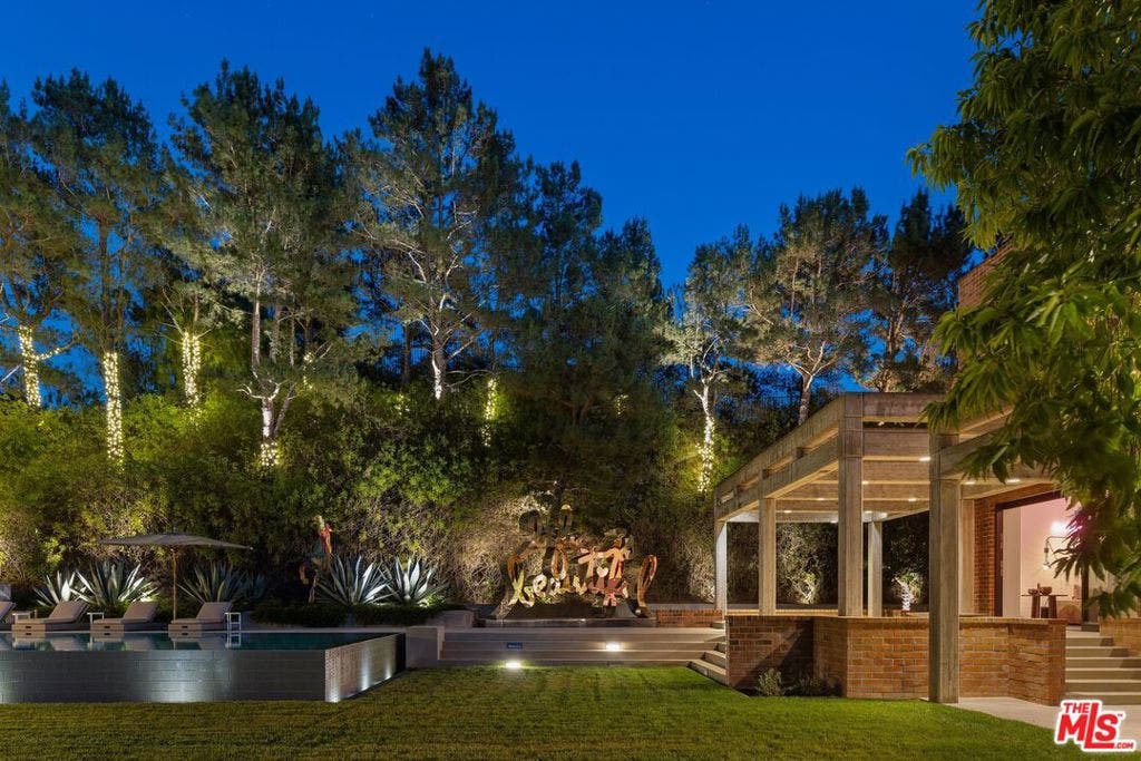 3350 Stone Ridge Lane, Los Angeles, CA 90077 3350 Stone Ridge Lane, Los Angeles, CA 90077
