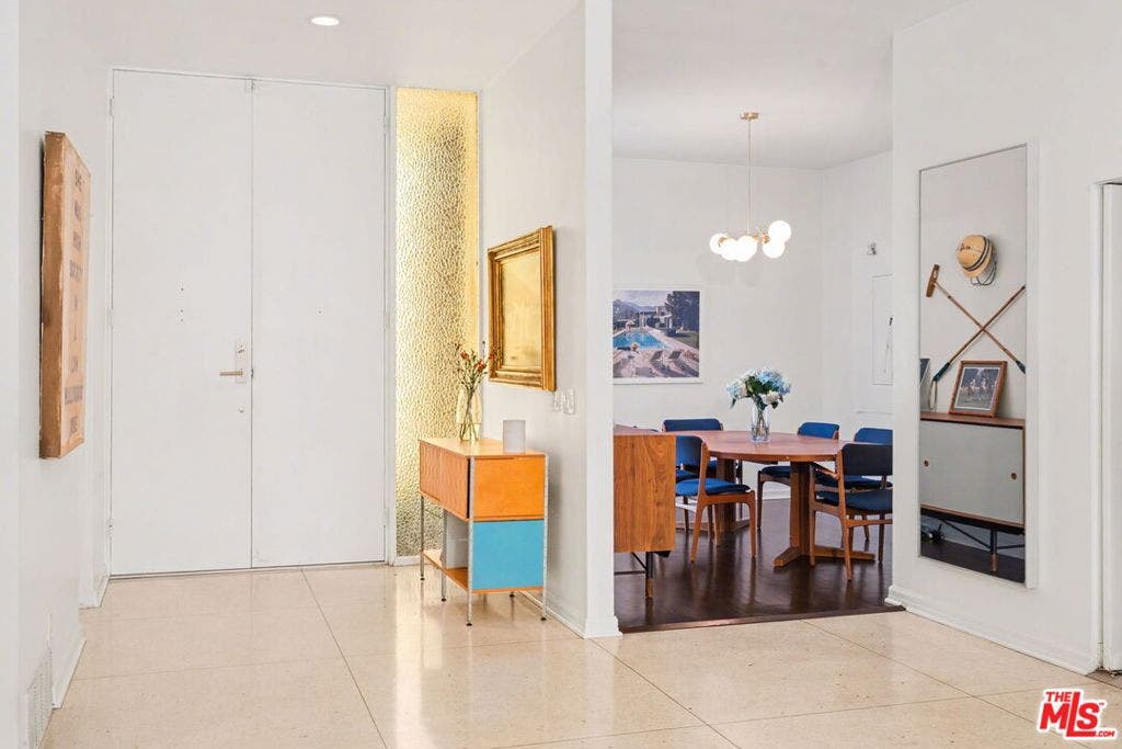 6110 Mary Ellen Avenue, Van Nuys, CA 91401