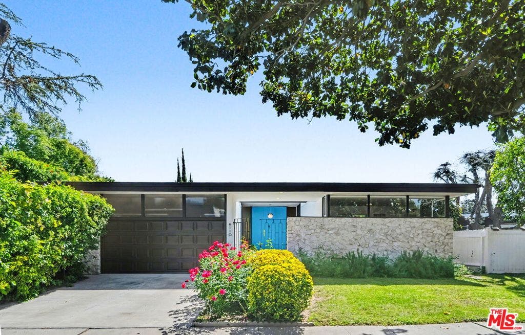 6110 Mary Ellen Avenue, Van Nuys, CA 91401