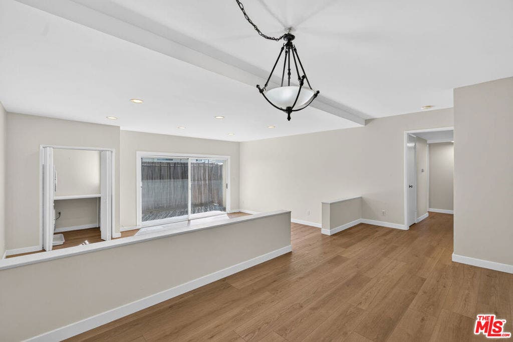 937 18th Street, #2, Santa Monica, CA 90403 937 18th Street, #2, Santa Monica, CA 90403